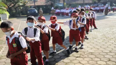 Pemerintah Larang Sekolah Berikan PR Berlebihan Selama Ramadan 2026