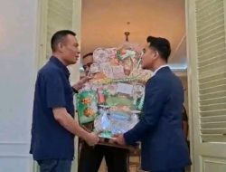 Pesan Rismon ke Roy Suryo & Tifa: Lebih Baik Dianggap Pengkhianat Daripada Sembunyikan Kebenaran