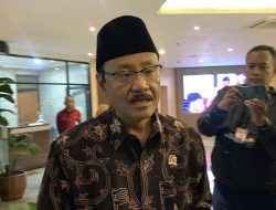 Mensos: ASN Liburan Saat WFH Jumat Terancam Turun Pangkat hingga Dipecat