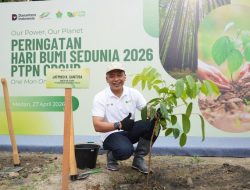 PTPN IV PalmCo Targetkan Tanam 50.000 Pohon, Perkuat Komitmen Lingkungan di Hari Bumi