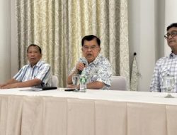 JK Klarifikasi Polemik “Mati Syahid” saat Ceramah di Masjid UGM