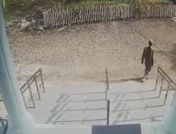 Tegur Bocah Main Mikrofon, Imam Masjid di Palopo Dikeroyok