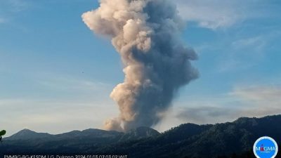 Erupsi Gunung Dukono Tewaskan Dua WNA, Tim Gabungan Evakuasi Pendaki yang Terjebak