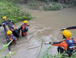 Bocah 7 Tahun di Jambi Tewas Terseret Arus Saat Bermain Hujan