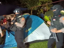 Perkemahan Pemuda Ahmadiyah Dibubarkan Polisi