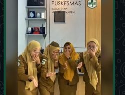 ASN Puskesmas Muaro Kumpeh Diduga Asyik Main TikTok Saat Jam Kerja, Disiplin Pelayanan Publik Terganggu?