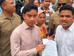 Wapres Gibran Dicegat Mahasiswa di Jambi, Diminta Selamatkan Candi Muaro Jambi dari Stockpile Batu Bara
