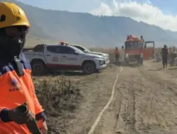 Kebakaran Hebat Gunung Bromo Diduga Dipicu Api Unggun