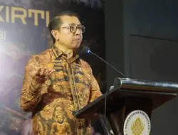 Fadli Zon Soal Stockpile Batu Bara di Kawasan Cagar Budaya Muaro Jambi: “Tutup Saja