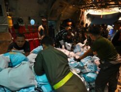 Prabowo Gerak Cepat Tangani Gempa NTT, 27 Ton Logistik Dikirim hingga 3.500 Personel Dikerahkan