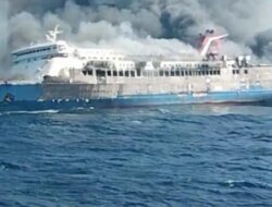 KM Mutiara Sentosa 2 Terbakar di Laut Jawa, 5 Penumpang Tewas, 41 Orang Masih Dalam Pencarian