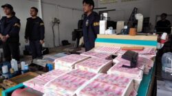 Pabrik Uang Palsu Rp36 Miliar Digerebek di BSD, Polisi Amankan 4 Tersangka